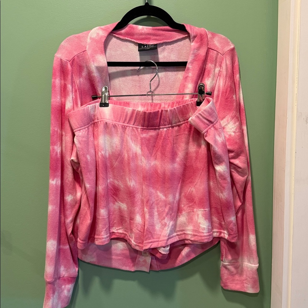Vibrant Pink Tie-Dye Women's Athletic Shorts and Top